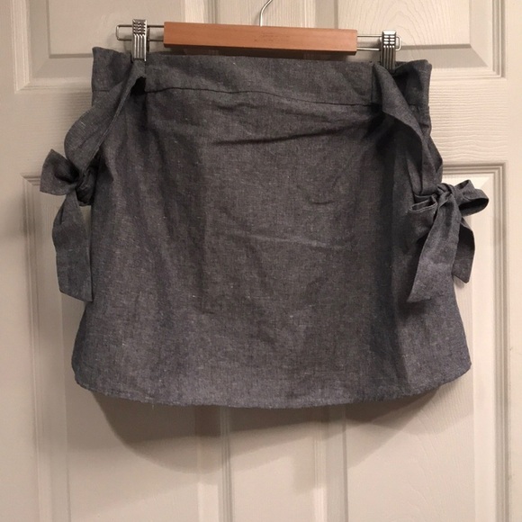 Lulus brand size L skirt with zipper closure in back & tie detail - Picture 1 of 6